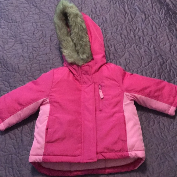 Pink 2 piece Oshkosh girls snowsuit Only worn once - Picture 4 of 5